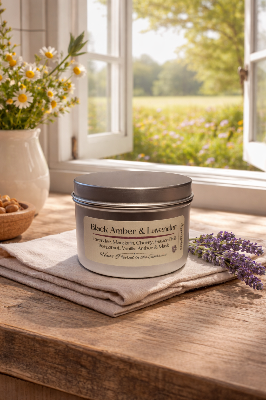 Black Amber & Lavender Tin Candle (120g)